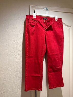 White House Black Market Red Cropped Jeans